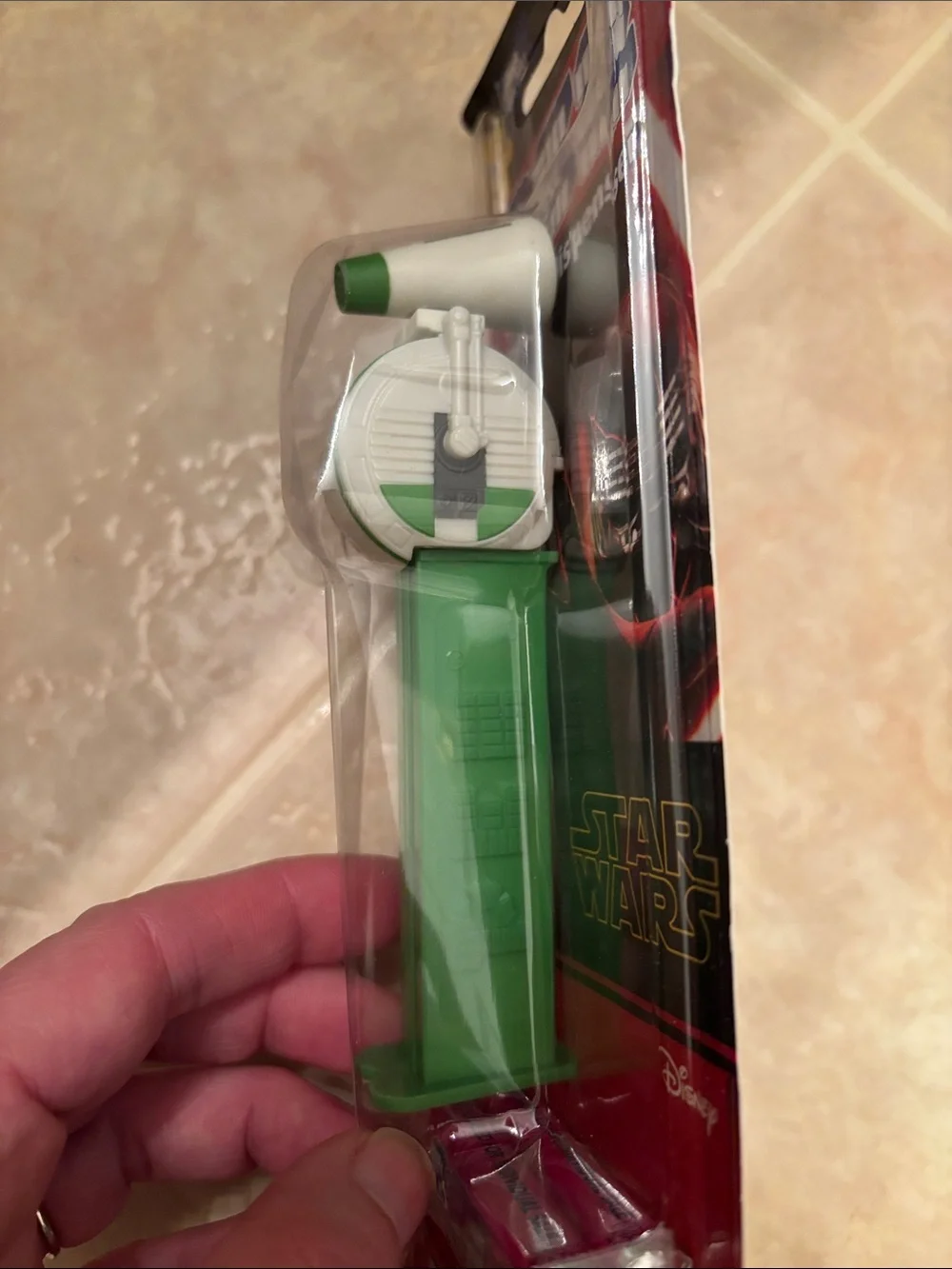 Disney Star Wars Green and White PEZ Candy Dispenser(Droid D-O)